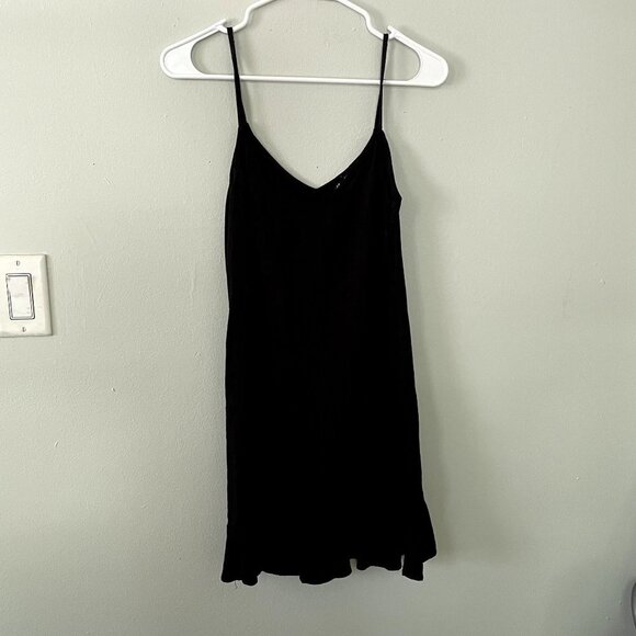 Divided summer sundress spaghetti straps comfortable casual little black dress - Picture 1 of 6